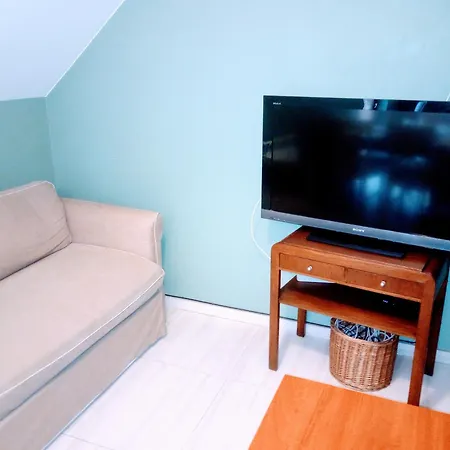 فيلة Joanna Trzcinska